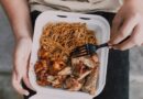 “편의성보다 안전” 상비약 논쟁이 던진 질문…한여름 우리 끼니는 안전한가